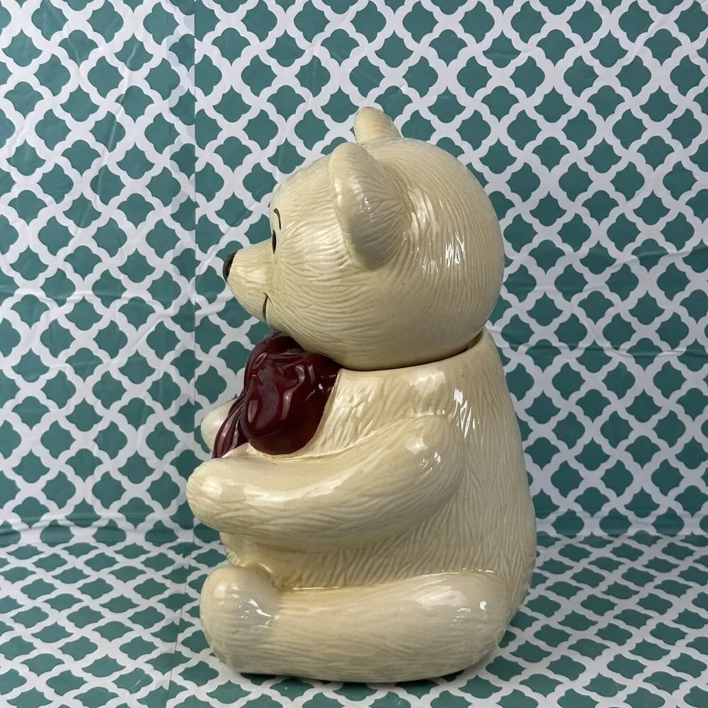 Vintage Metlox Pottery USA Teddy Bear with Ribbon /‎ Bow Cookie Jar